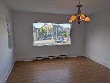 Grande 4 ½ logement à louer situé au centre de Sainte-Thérèse - Photo 2