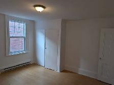 Grande 4 ½ logement à louer situé au centre de Sainte-Thérèse - Photo 5