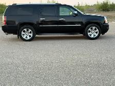 2012 GMC DENALI YUKON XL PKG - AWD - DVD