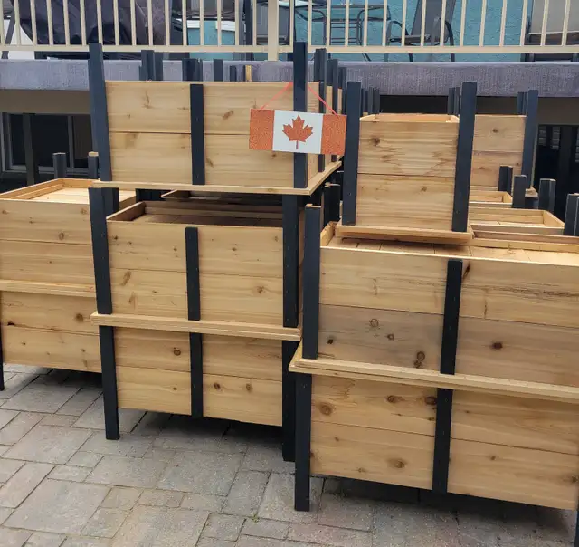 Discount on Custom Cedar Planter Boxes