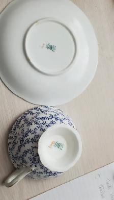 Coalport Teacup & Saucer – Blue & White Floral with Gold Trim - Photo 5