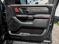 2025 Ram 1500 RHO | Level 1 Group | Panoroof | Bed Utility | 4X4 - Photo 32