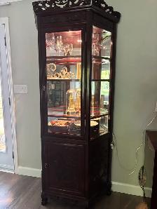 Asian Curio Cabinet - Photo 2