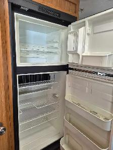 Travel Trailer - Photo 4