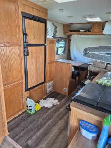 Travel Trailer - Photo 8