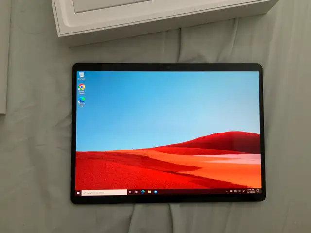 Microsoft Surface Pro X 13 inch screen LTE cellular open to offe