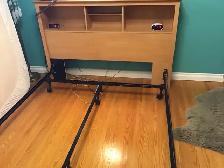QUEEN BED