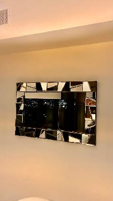 Mirroir décoratif avec motif inégale 24po x 36 po - Photo 2