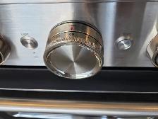 KitchenAid Imperial Black 36-Inch Commercial-Style Gas Range - Photo 5