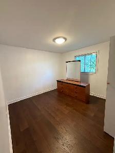 5½ Upper Duplex for Rent – 1785 Avenue F-X Garneau Laval, Qc - Photo 7