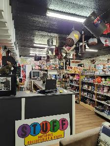 Antiques, Collectibles & Stuff