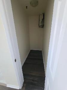 Waterfront 1BRs - 223 Windmill Sept 1st - Heat/Wat & Pkg Incl! - Photo 4