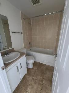 Waterfront 1BRs - 223 Windmill Sept 1st - Heat/Wat & Pkg Incl! - Photo 10