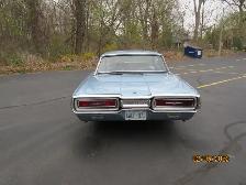 1964 Thunderbird 390 - Photo 2
