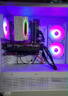 PC Gamer RGB Blanc i7-4770S RX 580 8Go – 32Go RAM – SSD 512Go - Photo 2