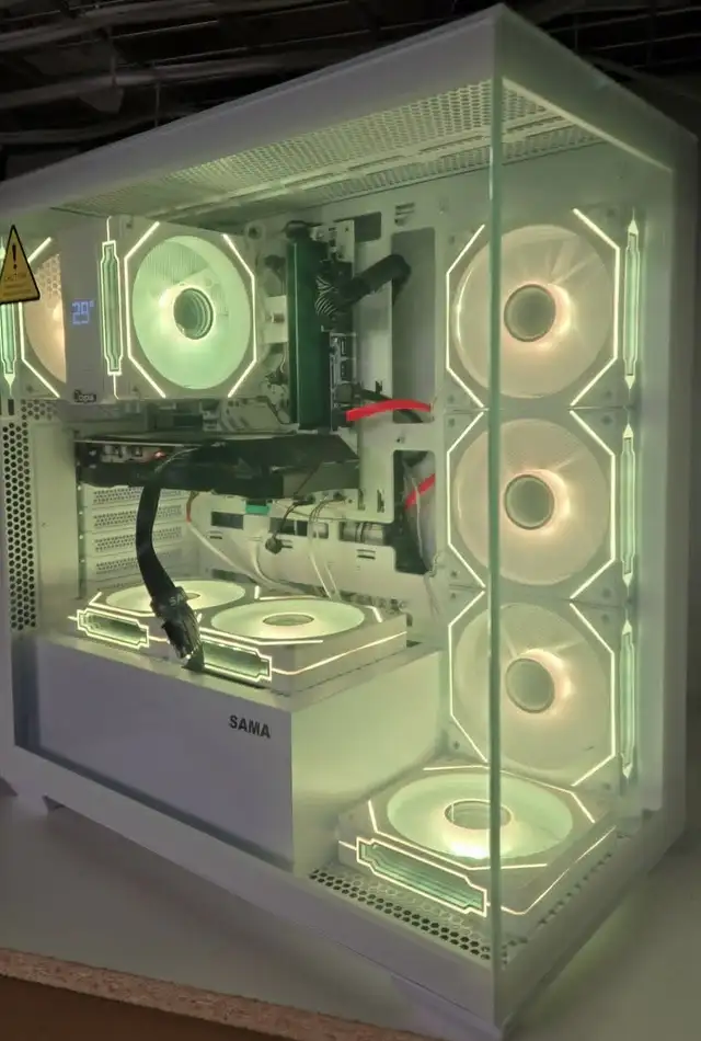 PC Gamer Blanc Ryzen 5 5600 GTX 1660 Super 6Go – 16Go DDR4