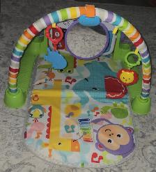 Fisher-Price Baby Playmat Deluxe Kick & Play Piano Gym - Photo 2