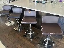 Four stools, adjustable height, free - Photo 2