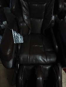 Panasonic EP-MA71 Massage Chair - Photo 3