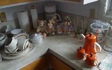 Complete Contents of Kitchen. - Photo 3