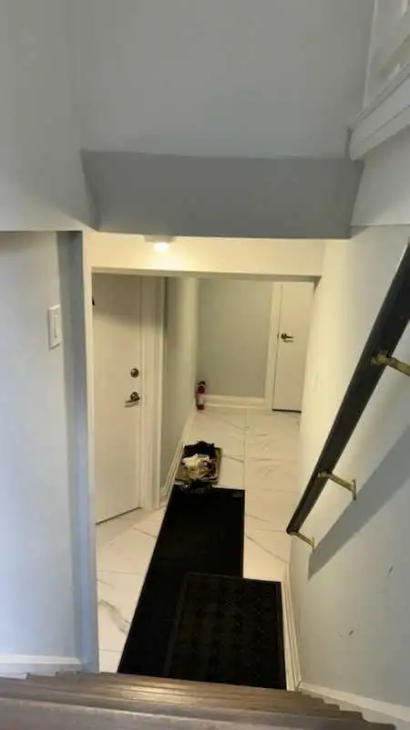 Gorgeous 1 bedroom basement apt