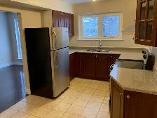 Spacious 3 bedroom townhouse in North York for rent - Photo 6