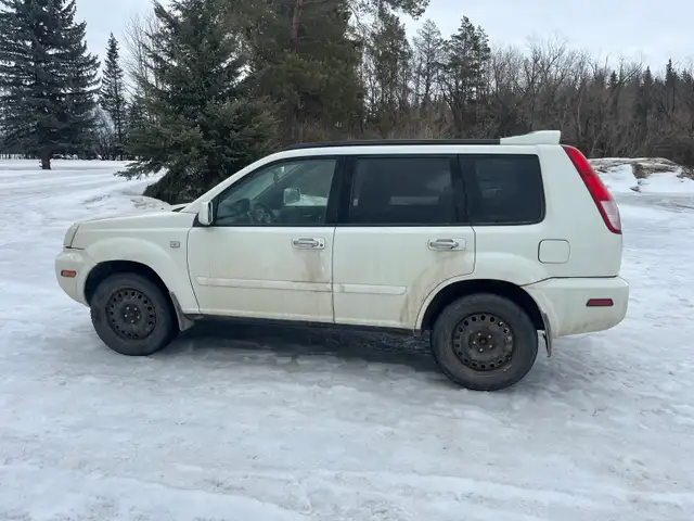 2006 Nissan X trail 4x4 $5000 OBO