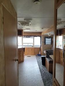 2003 keystone hornet fifth wheel - Photo 2