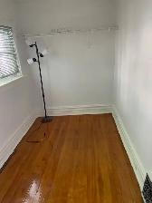 ONE BEDROOM  BOOTH AND GLADSTONE - Photo 4