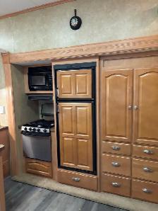 Cross Terrian 37ft Toy Hauler - Photo 8