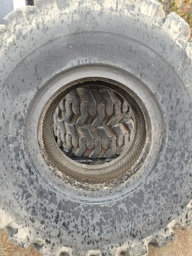 1x’s Yokohama Y-67 Tire 23.5x25