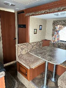 2013 sportsman 22ft camper trailer - Photo 2