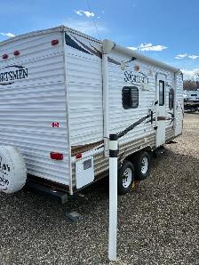 2013 sportsman 22ft camper trailer - Photo 10