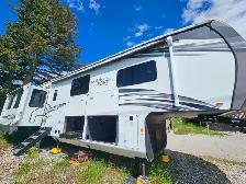 Jayco North Point Fifth Wheel 37' - Photo 2