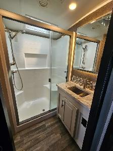 Jayco North Point Fifth Wheel 37' - Photo 6