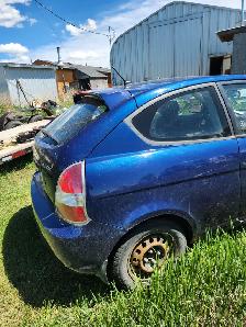 Hyundai Accent 2009 $3500 OBO - Photo 3