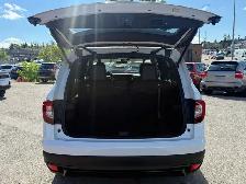 This Sport Utility Vehicle (SUV)/Multi-Purpose Vehicle (MPV) pow - Photo 4