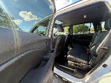 This Sport Utility Vehicle (SUV)/Multi-Purpose Vehicle (MPV) pow - Photo 12
