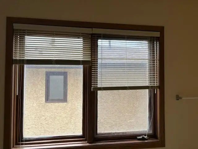 Window Blinds (20,  different sizes) in reasonable condition