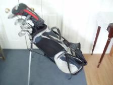 WOMEN'S R.H. GOLF CLUBS  ( WITH TAYLORMADE DRIVER ) - Photo 6