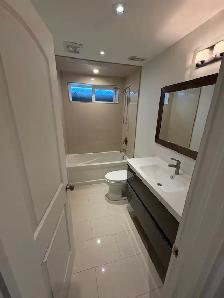 BATHURST AND LAWRENCE BASEMENT APARTMENT - Photo 5