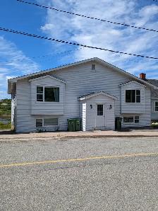 209 Prince St #4 - 2BR West, Clean and Bright, Backyard