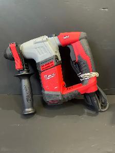 MILWAUKEE 5/8" SDS ROTARY HAMMER W/CASE 5263-20