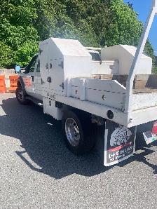 2006 Ford F-550 - Photo 2