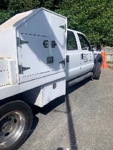 2006 Ford F-550 - Photo 4