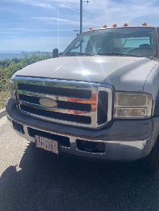 2006 Ford F-550 - Photo 7