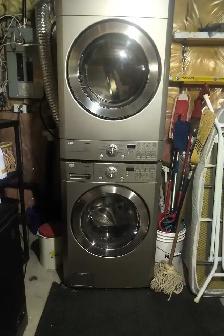 LG Washer & Dryer Set – Stackable or Side-by-Side