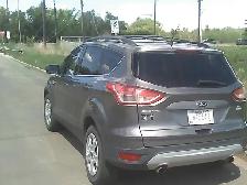 2014 Ford Escape AWD (very low klms) - Photo 2