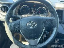 2018 Toyota RAV4 AWD LE - Photo 11