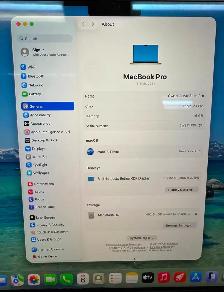 Apple 2021 16' MacBook Pro Laptop M1 Pro - 16GB RAM - 500GB SSD - Photo 3